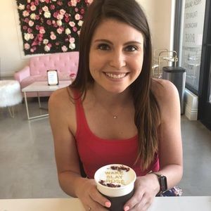 Meet your Posher, Ashley